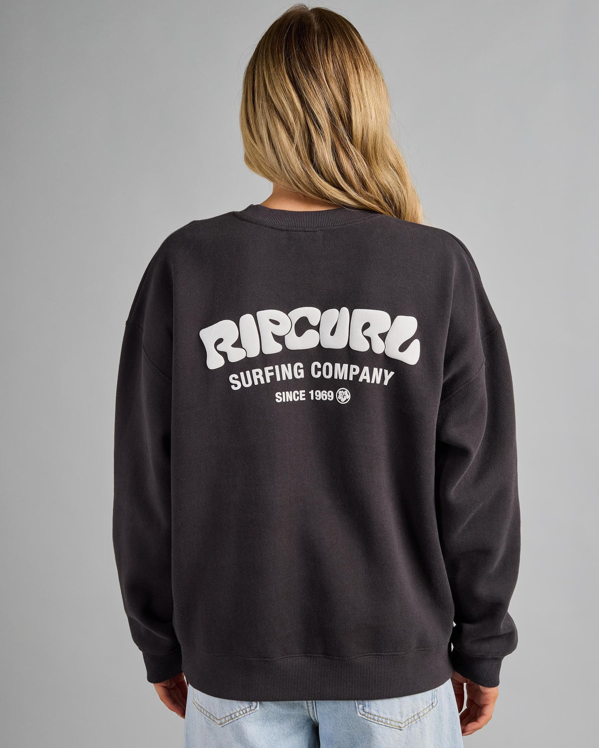 Rip Curl Surf Puff Heritage Crew - Washed Black / Cream (view 5)