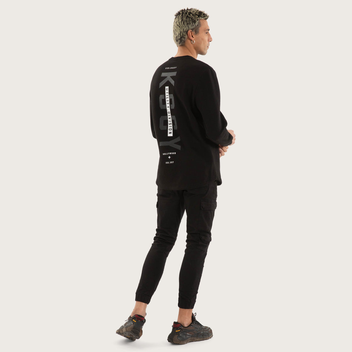Kiss Chacey Flicker Dual Curved Sweater - Jet Black (view 4)