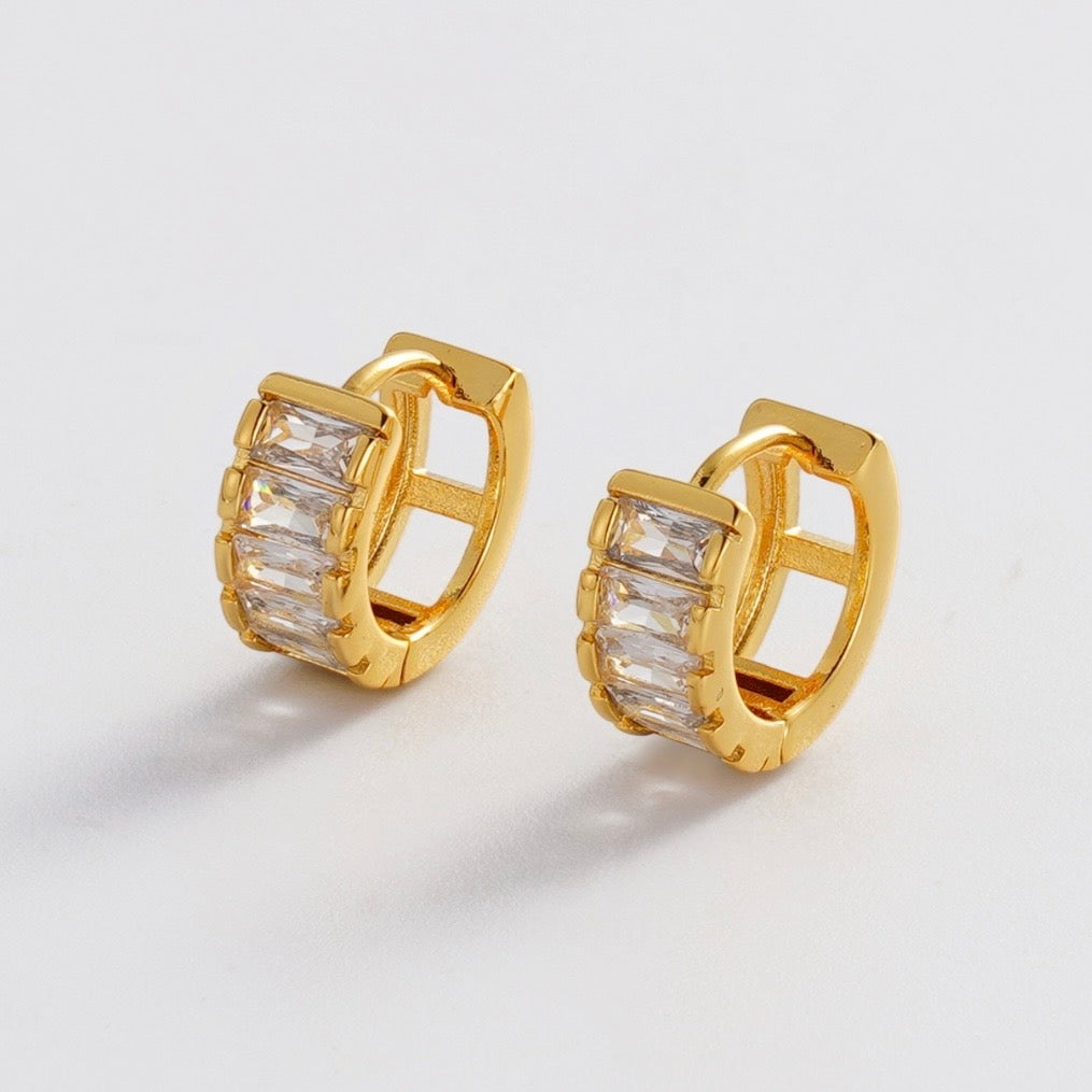 Kira Huggie Clear - Gold - Catani Clothing