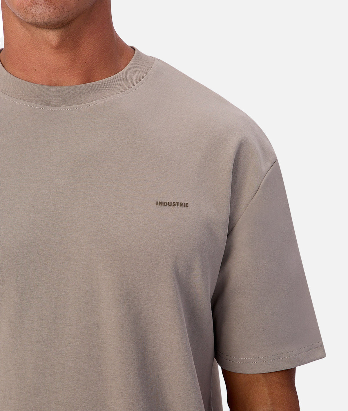 Industrie Newport Tee in Rhino - detail