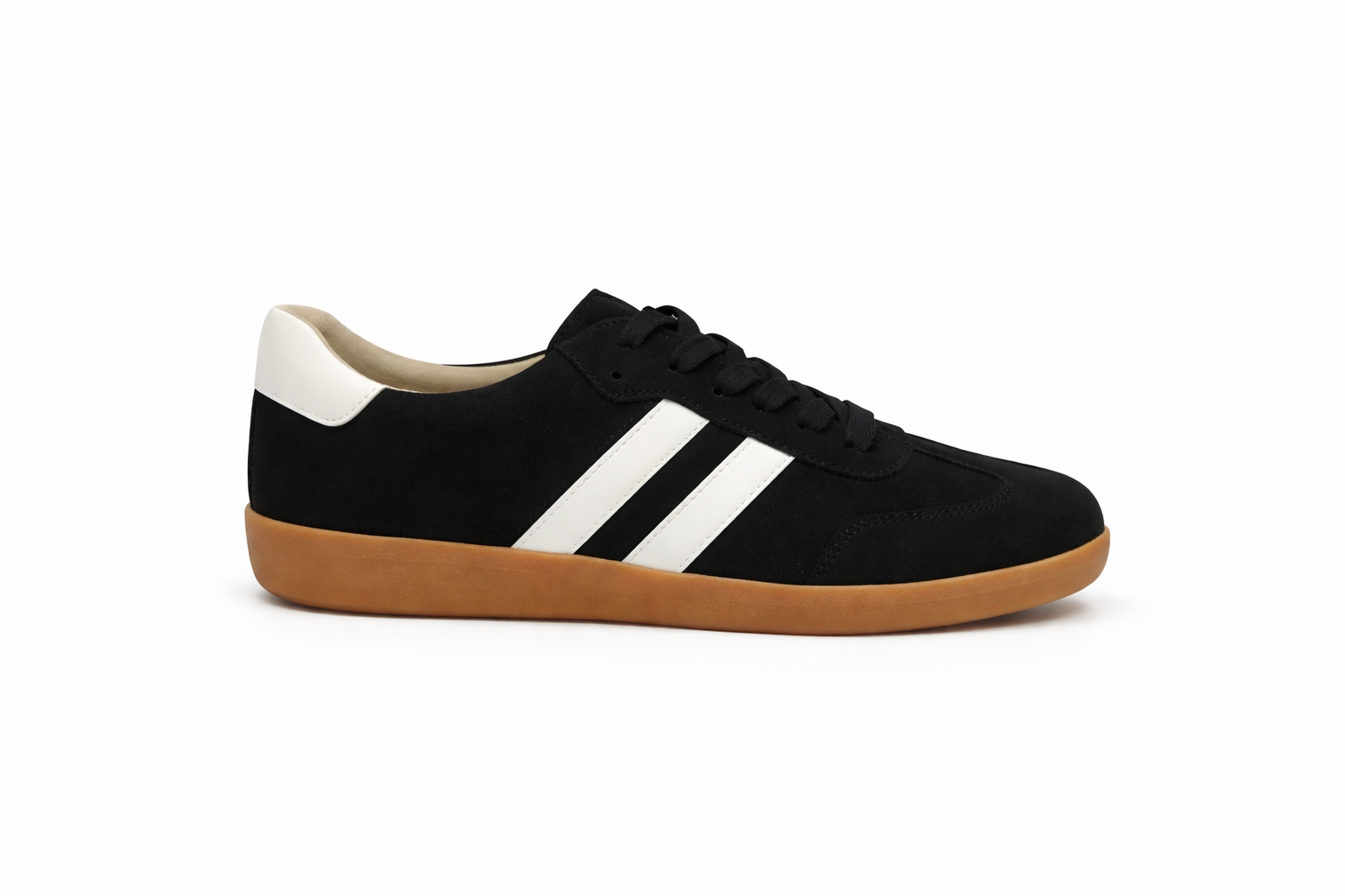 Via Nova Faith Sneaker in black - detail