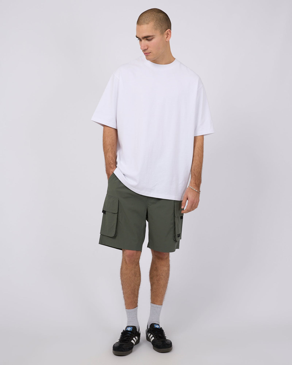 Silent Theory Cleaver Cargo Short Forest detail