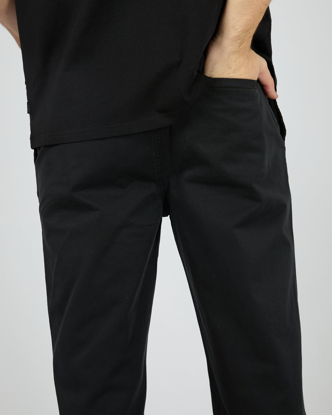 Silent Theory Relaxed Straight Chino - Black (view 5)