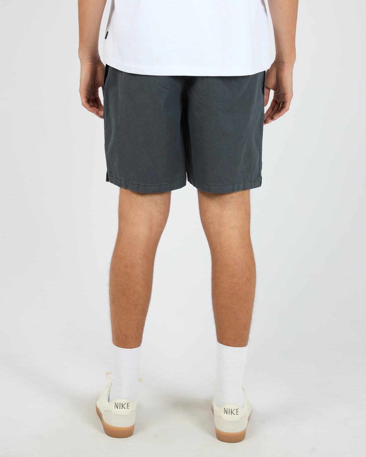 Silent Theory Elastic Waist Short Navy detail