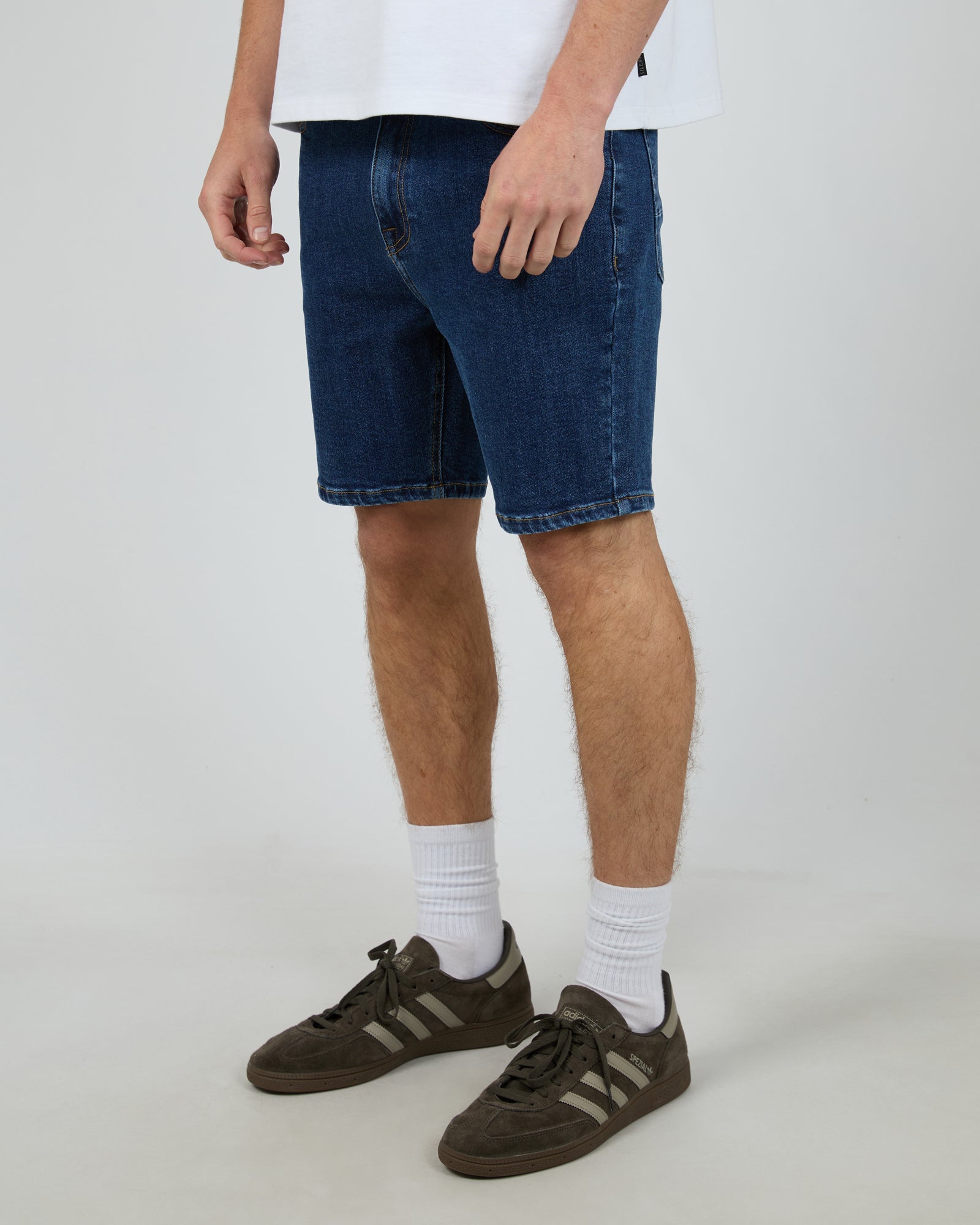Silent Theory Shadow A2 Short Heritage Blue - pocket detail