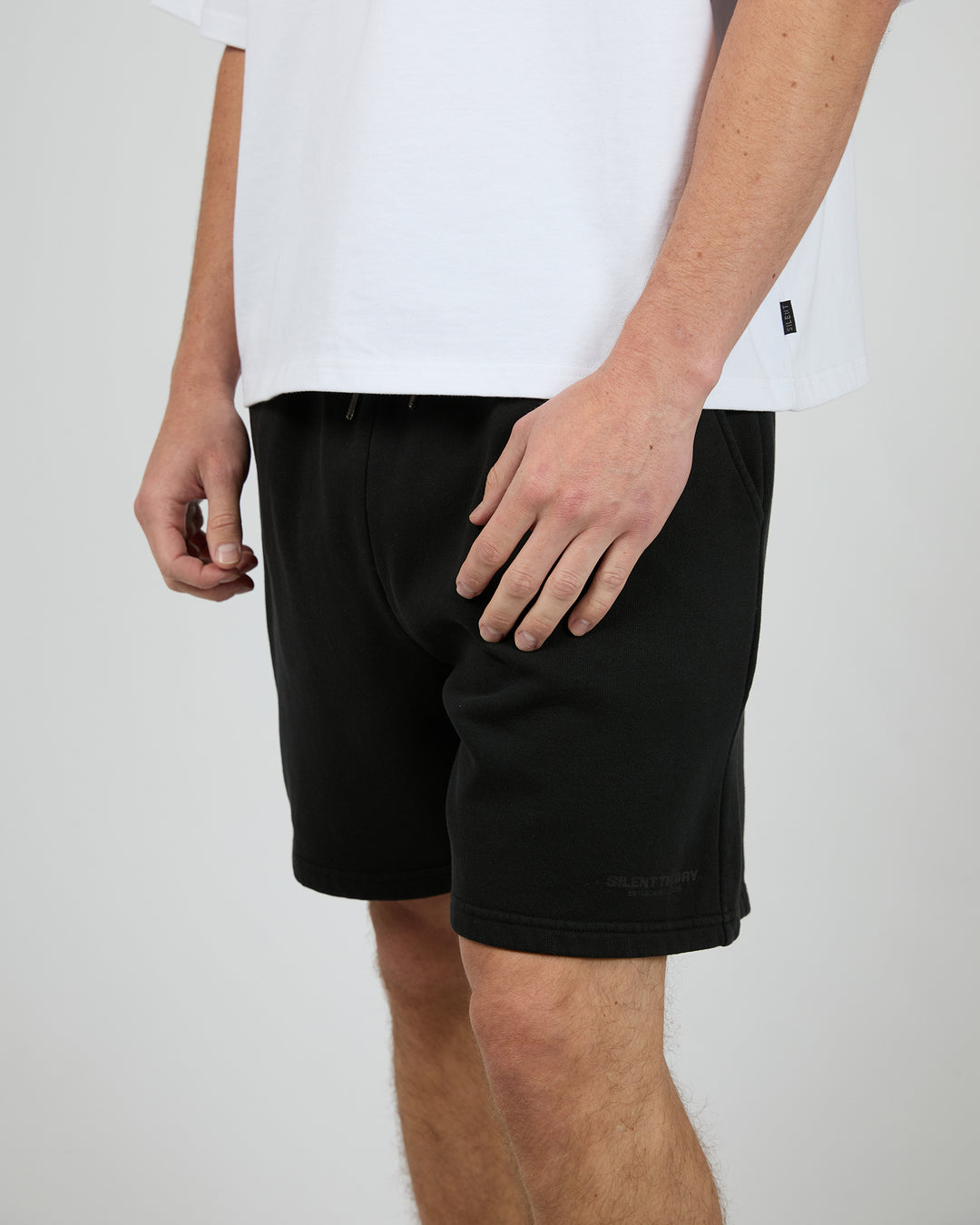 Silent Theory Essential Theory Short - Black (view 5)