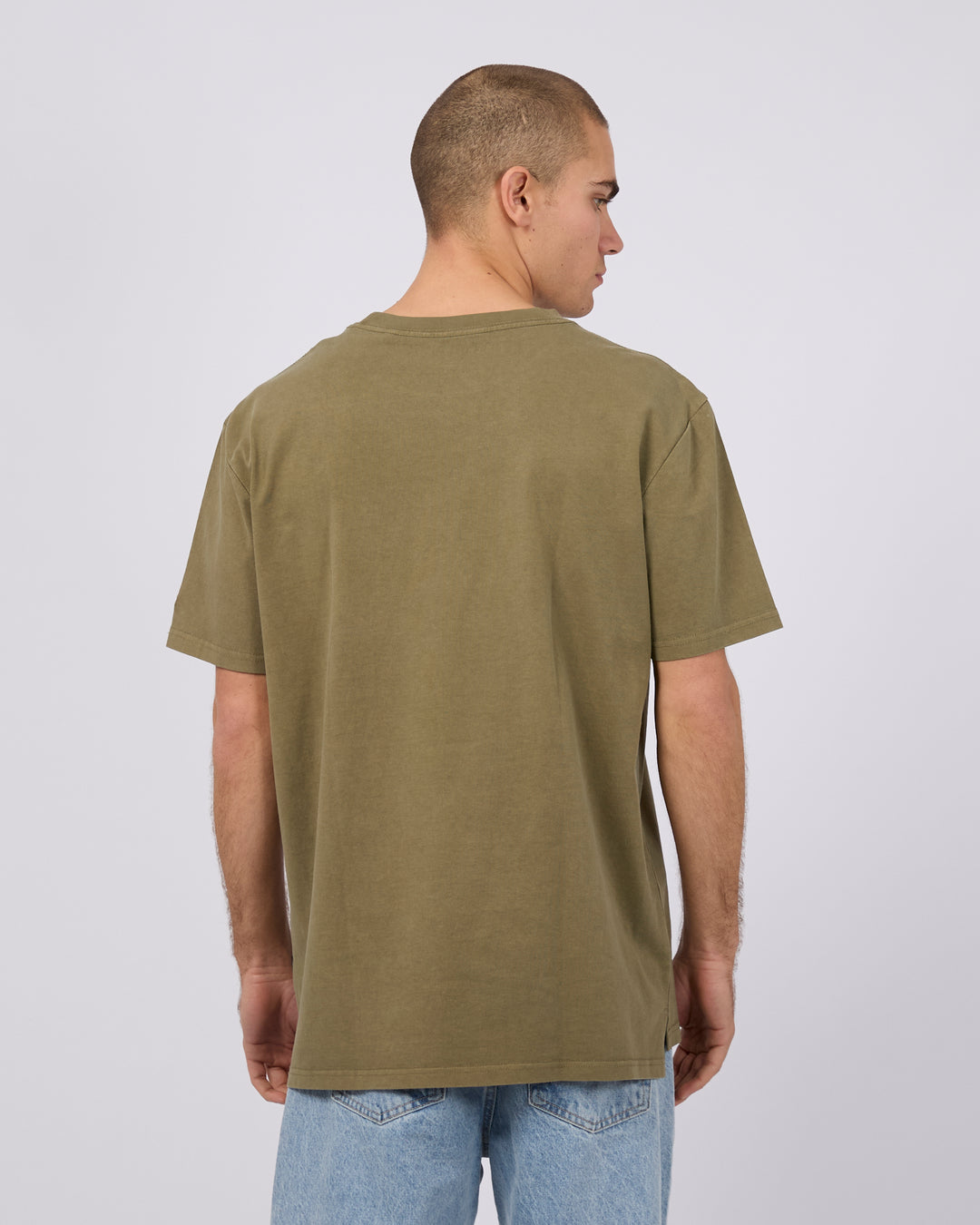 Silent Theory Surplus Pocket Tee II - Olive (view 3)