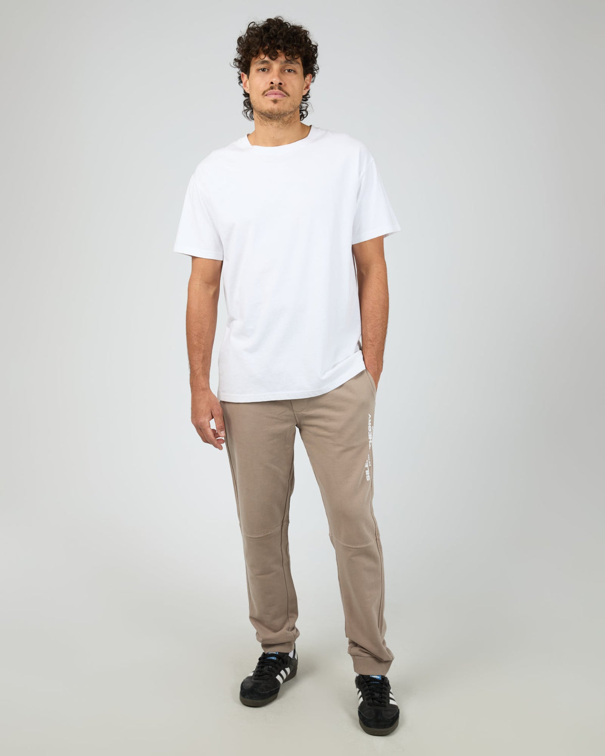 Silent Theory Essential Theory Trackpant V2 Mushroom detail