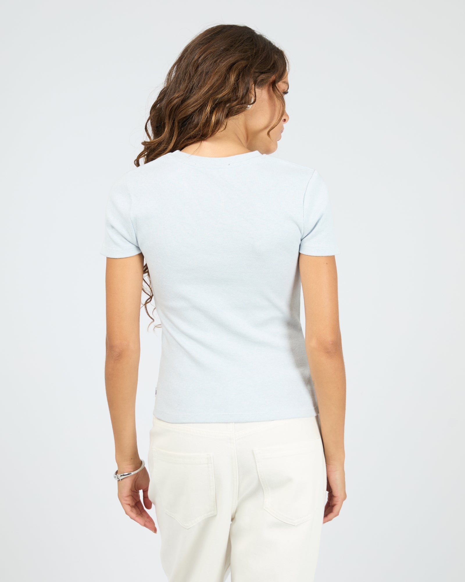 Silent Theory Bella Tee in light blue - detail
