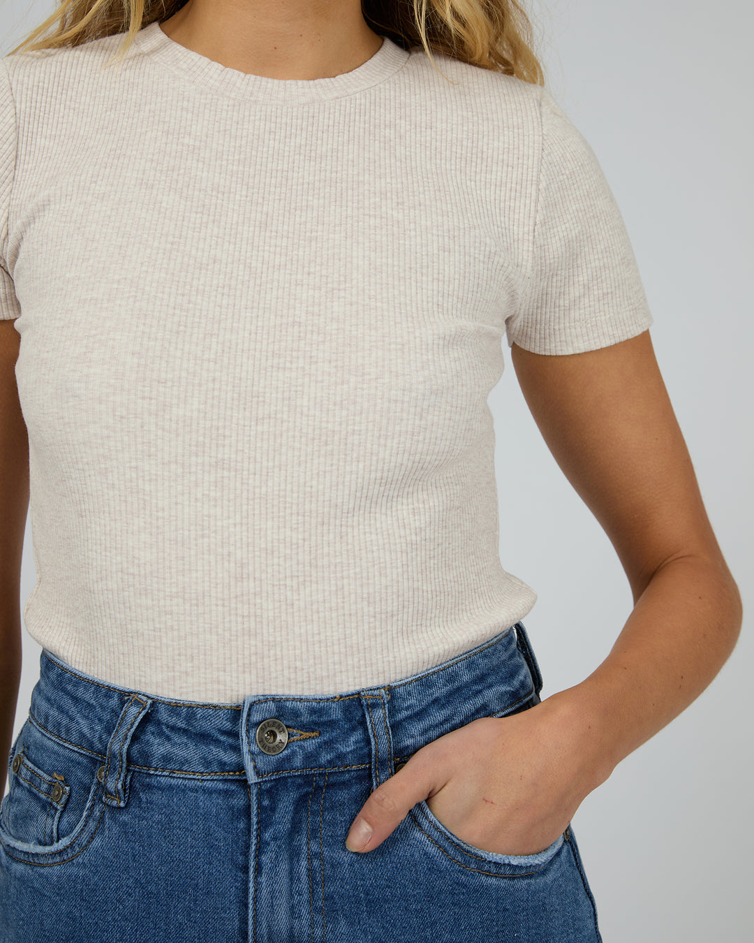 Silent Theory Bella Tee - Oat (view 5)