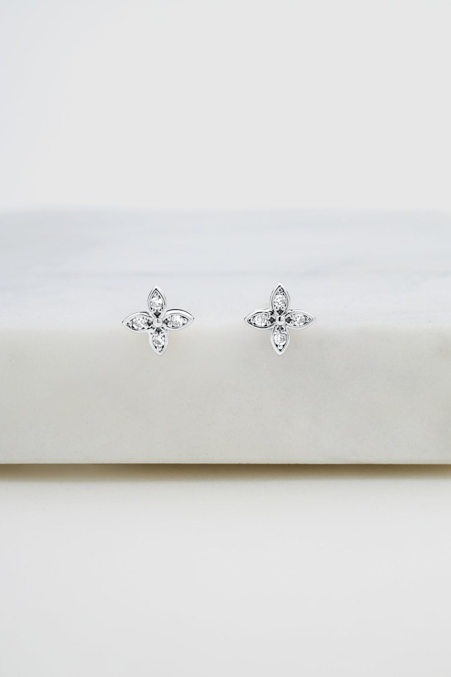 Flower Stud - Silver