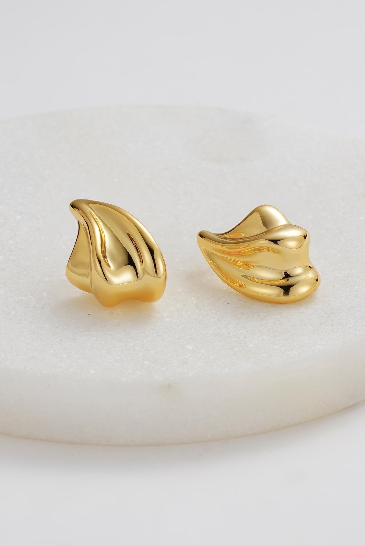Zafino Claudia Earring - Gold (view 3)