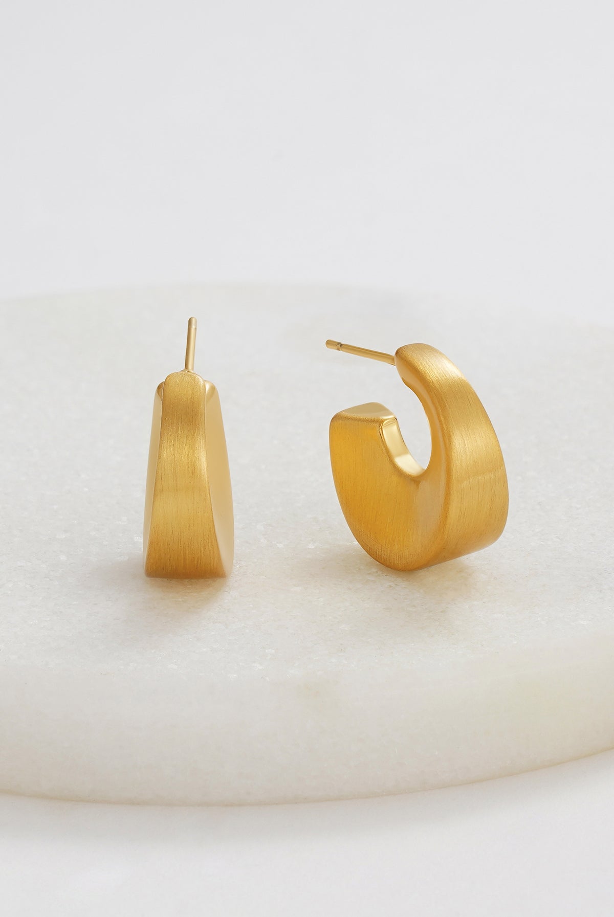 Zafino Harper Brushed Hoop - Brushed/Gold (view 4)