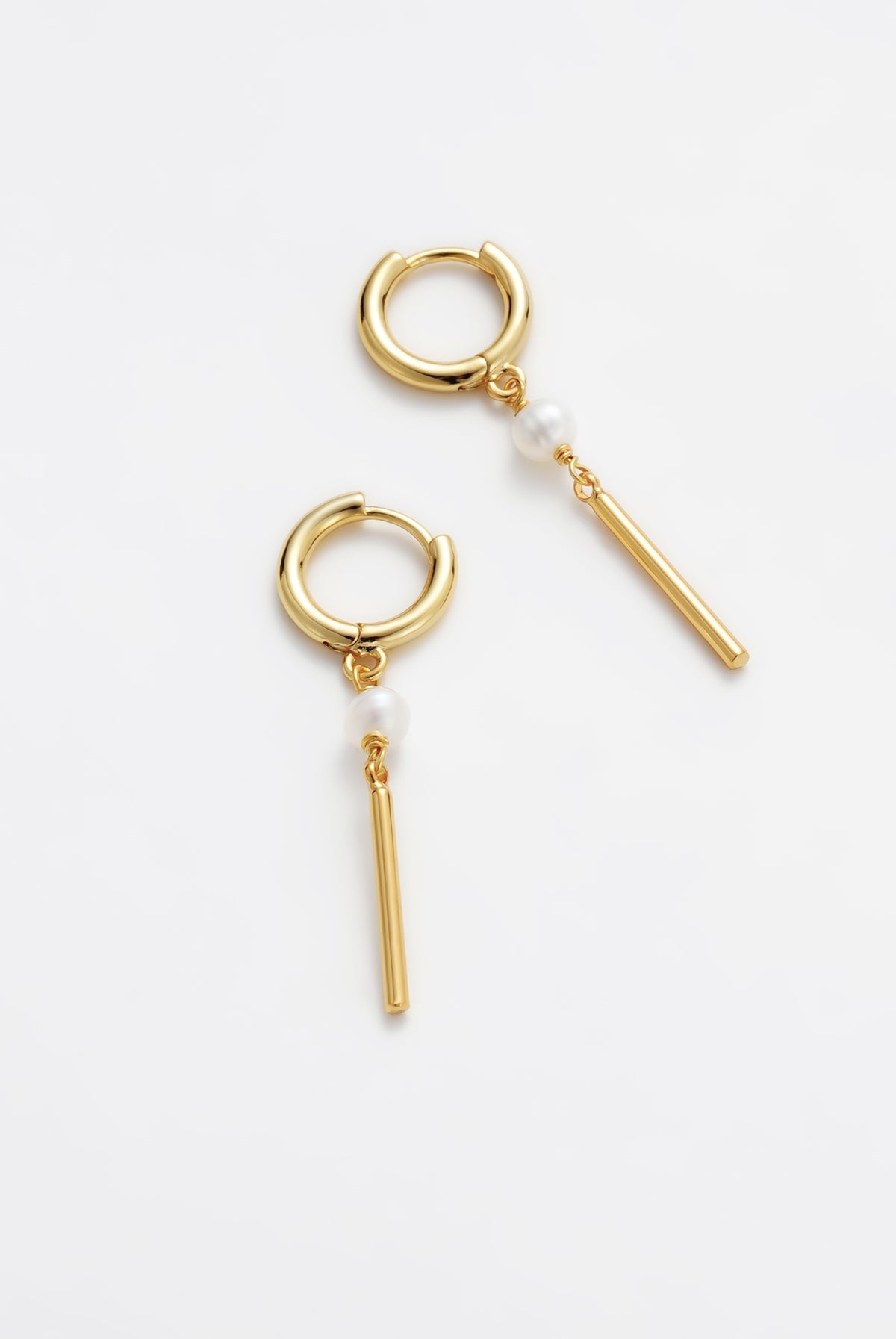 Zafino Isabelle Earring - Gold (view 3)