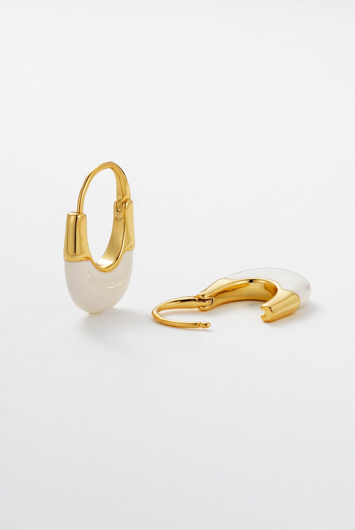 Zafino Stefi Hoop - White/Gold* (view 4)