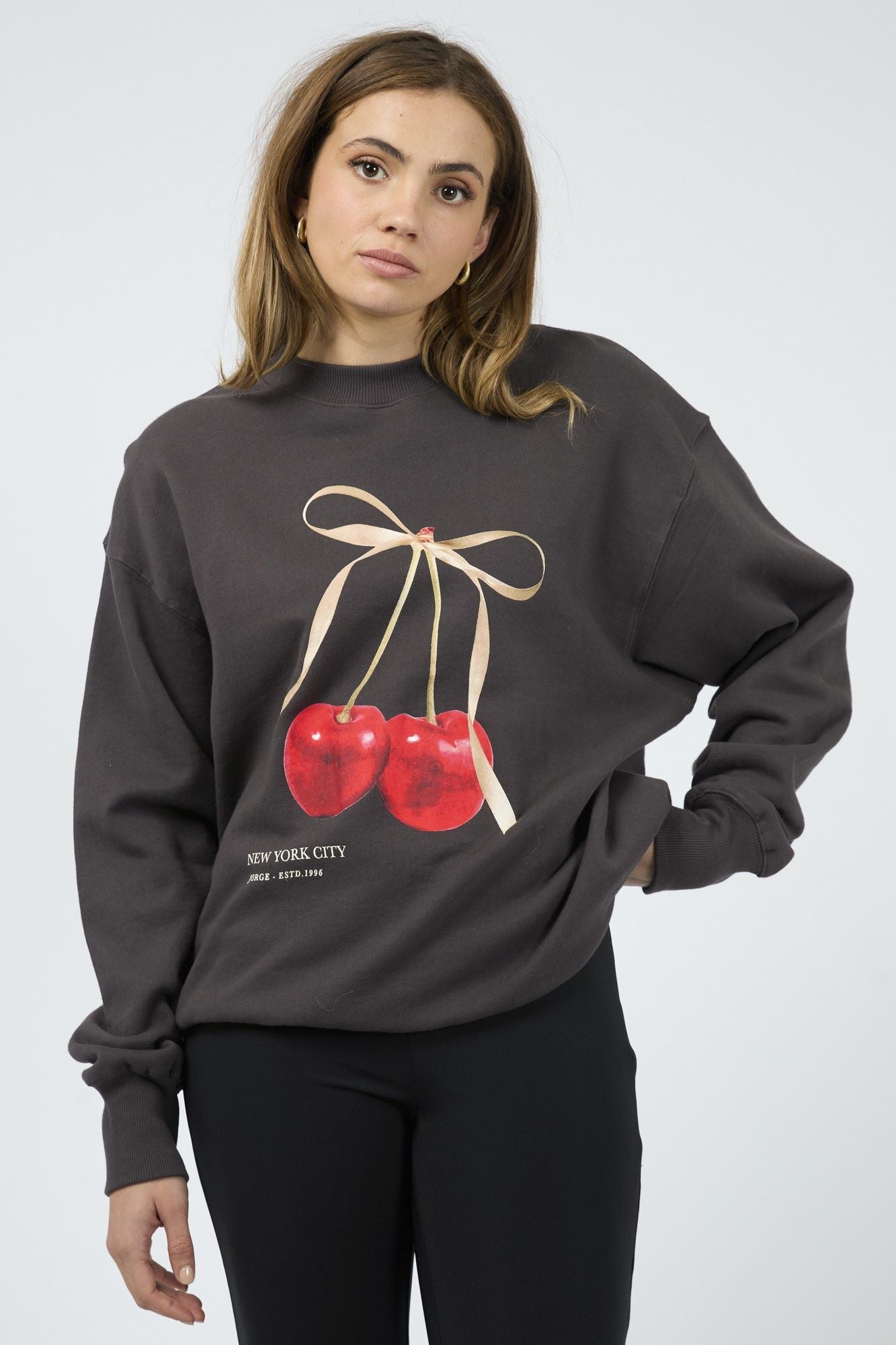 Cherry Crew - Washed Black