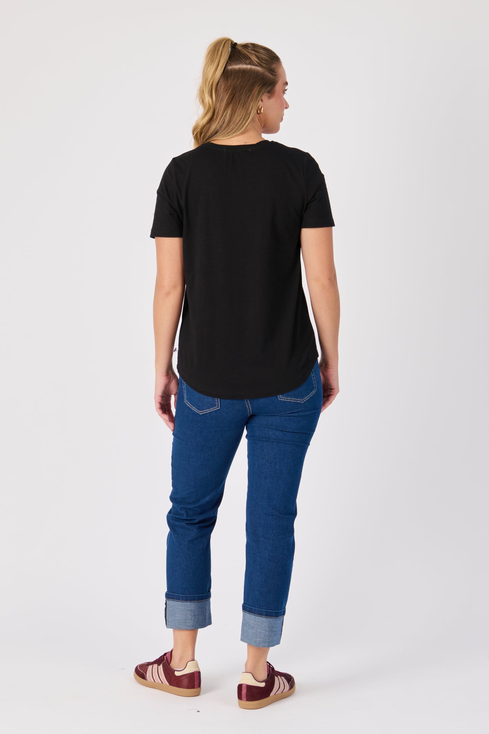 One Ten Willow Crew Tee - Black (view 5)