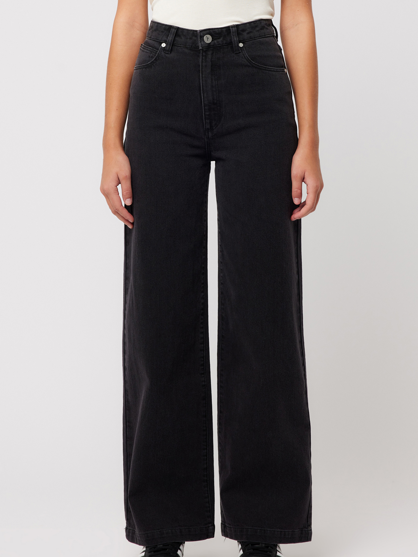 94 Wide - Sophie Washed Black
