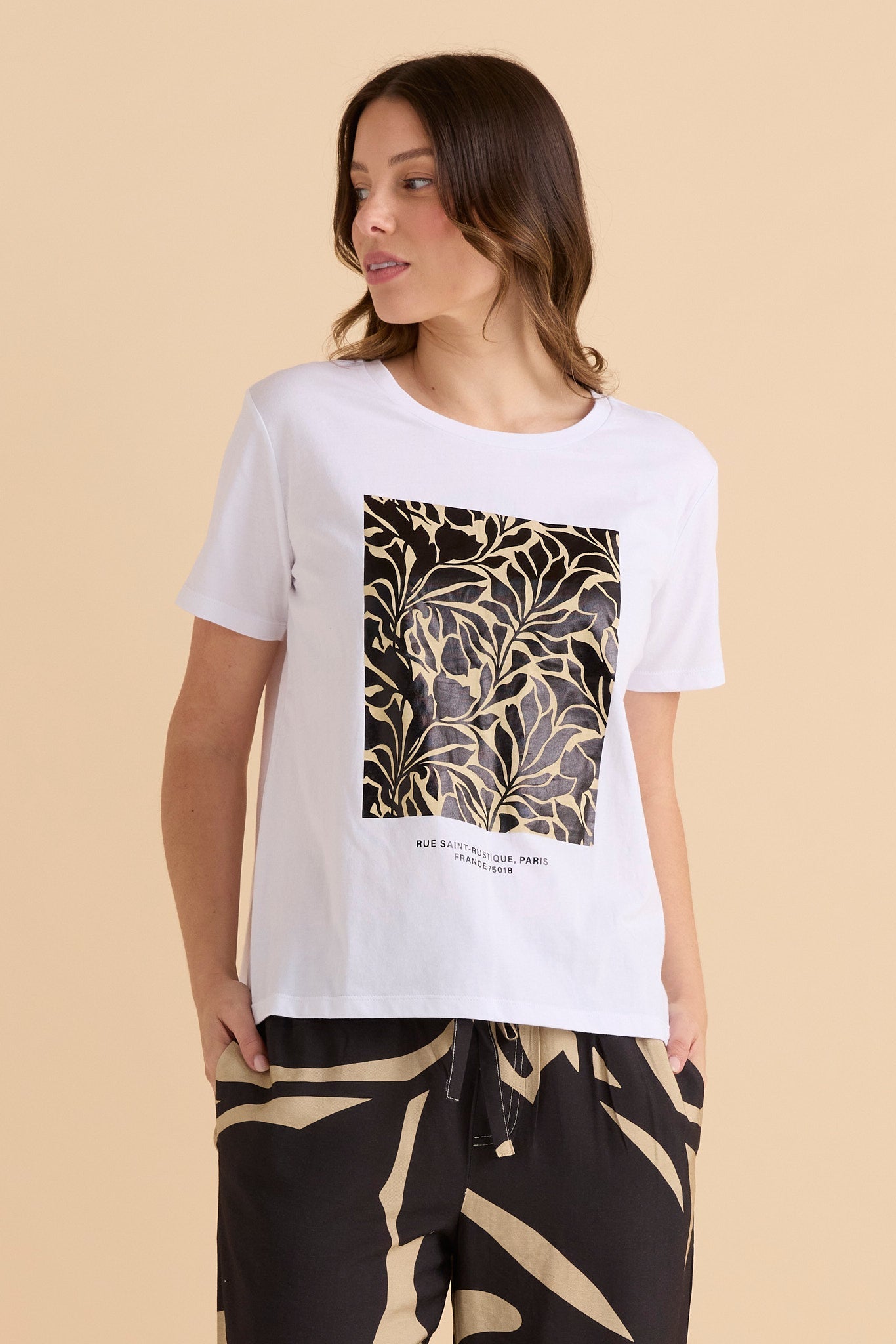 Ellia Crew Tee - Monochrome Floral - Catani Clothing