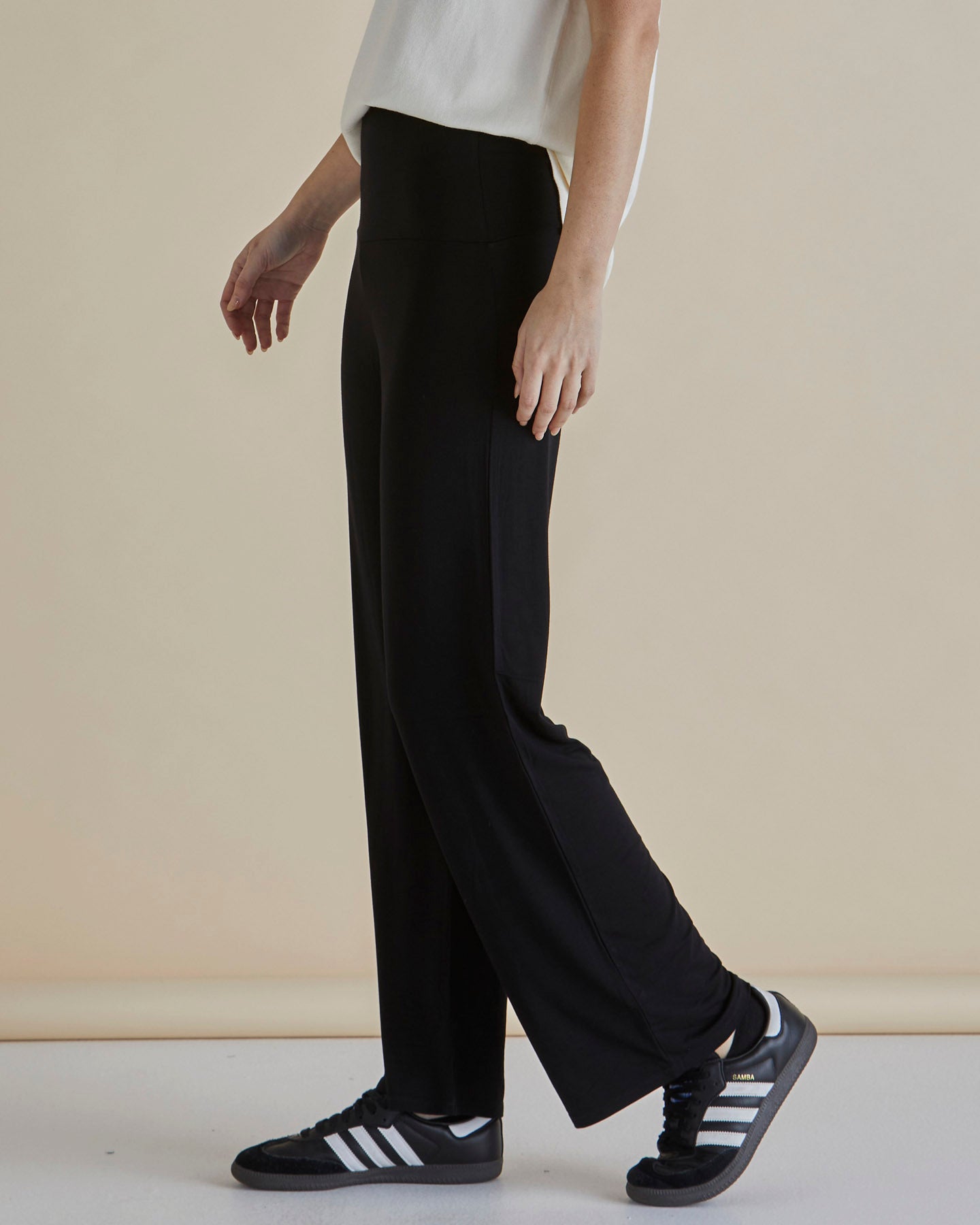 Betty Basics Houston Bamboo Relaxed Pant - Black (view 3)