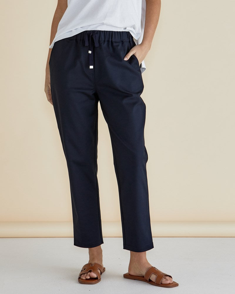 Betty Basics Kenzie Jogger - Navy (view 5)