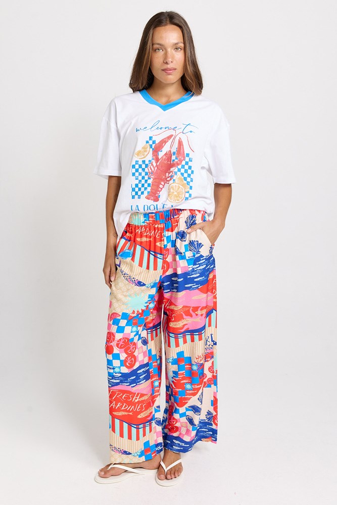 Betty Basics Sable Wide Leg Pant in Mediterranean print, full look