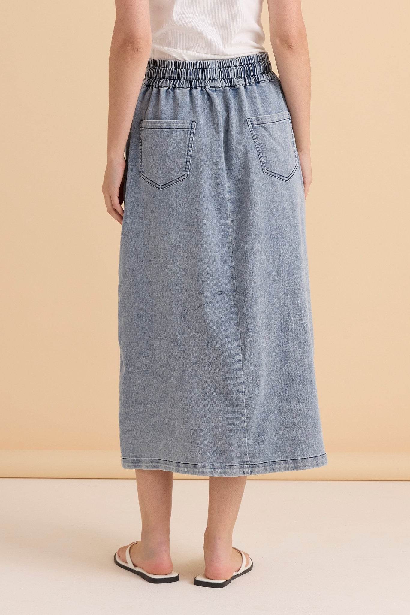 Betty Basics Maxi Jogger Skirt - Light Blue Wash (view 3)