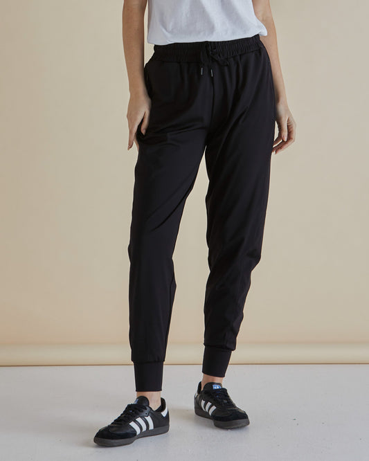 Betty Basics - Cara Travel Jogger