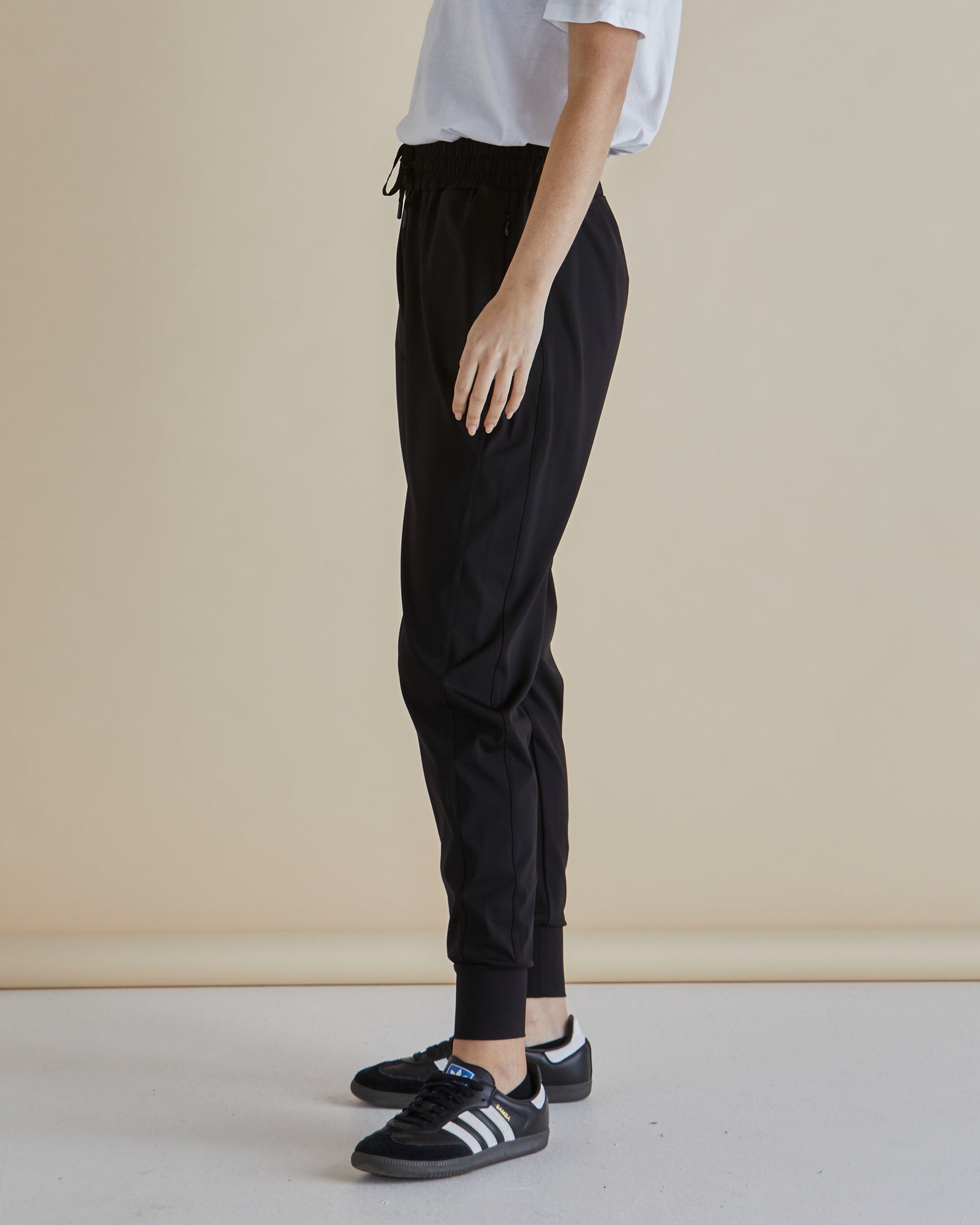 Betty Basics - Cara Travel Jogger - Catani Clothing