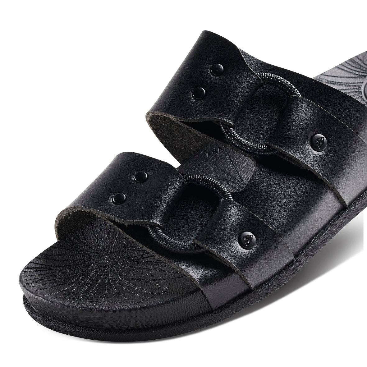Reef Cushion Vera Cruz - Black (view 5)