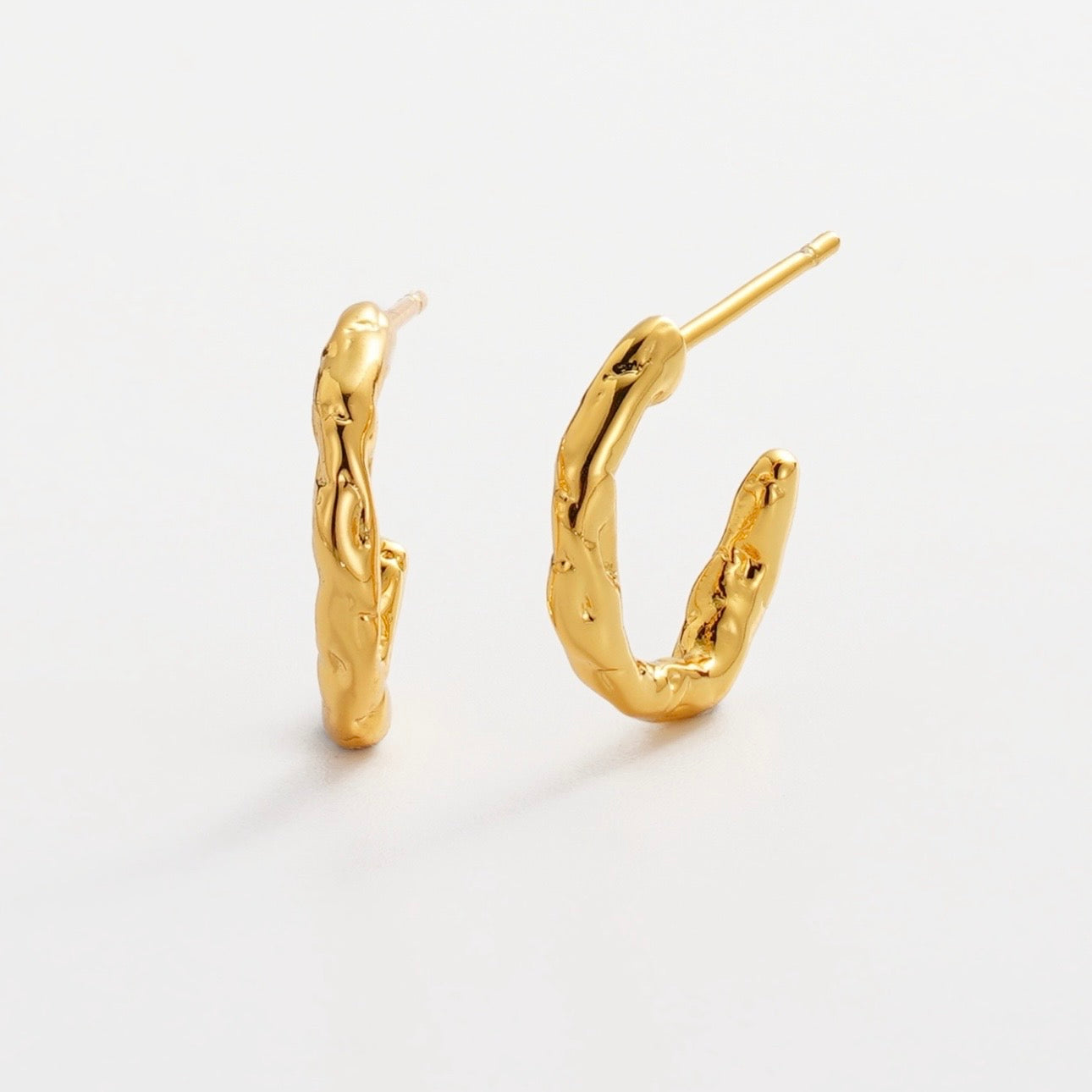 Zafino Alessia Hoop Small in Gold