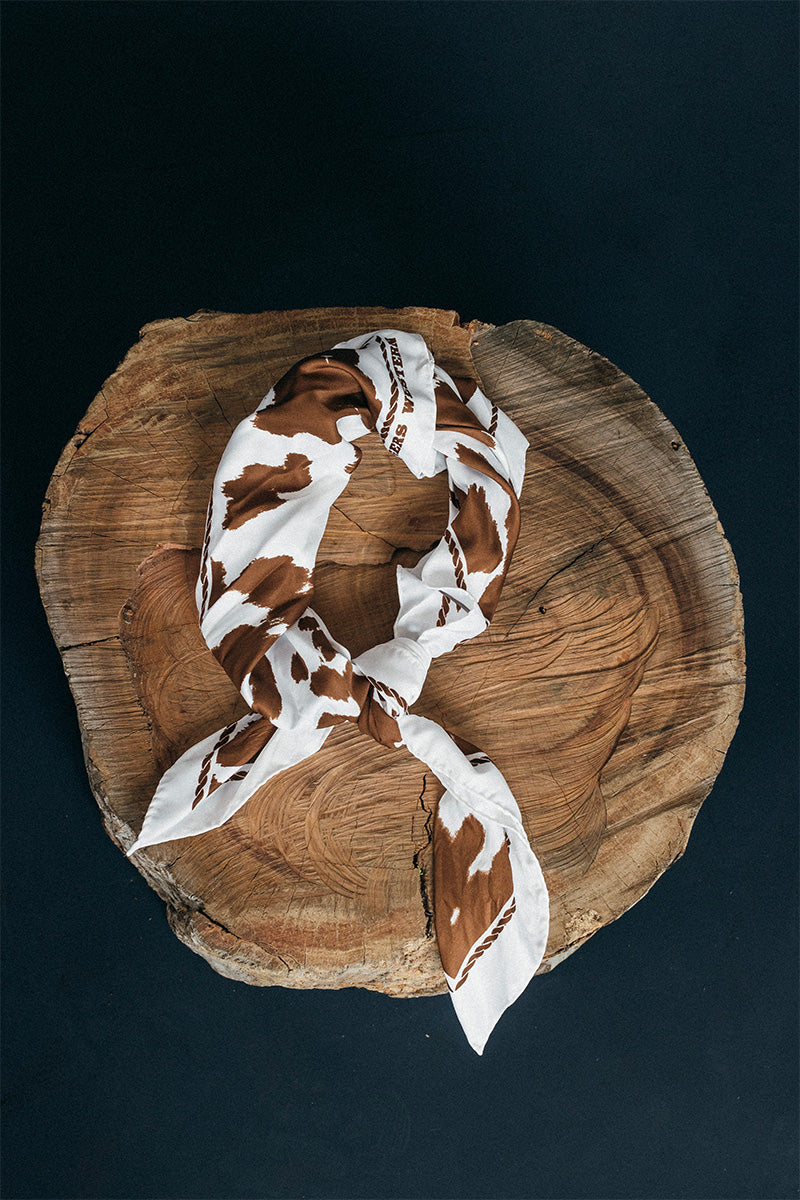 Daisy Scarf - White/Tan - Catani Clothing