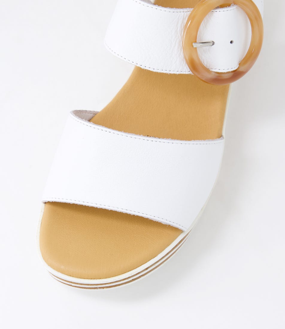 Cubbie Sandal - White