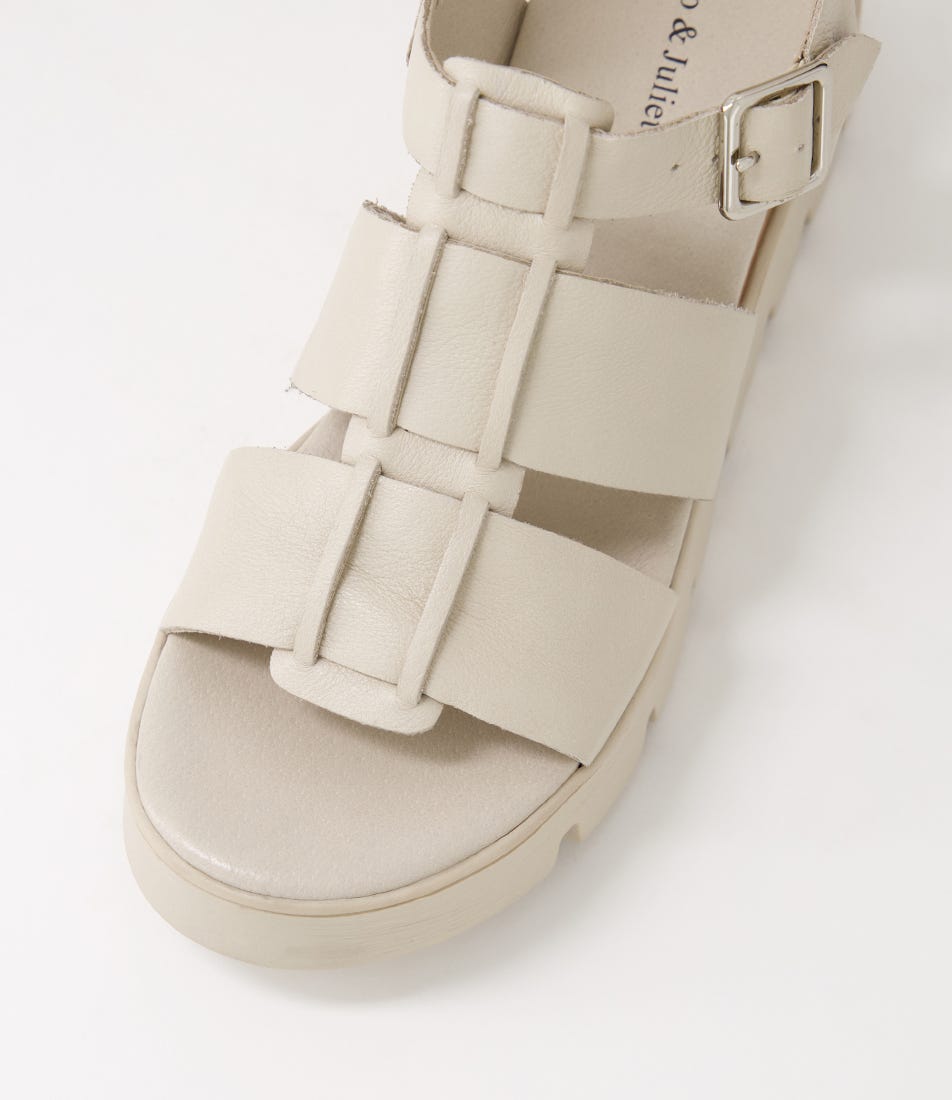 Relie Sandal - Almond