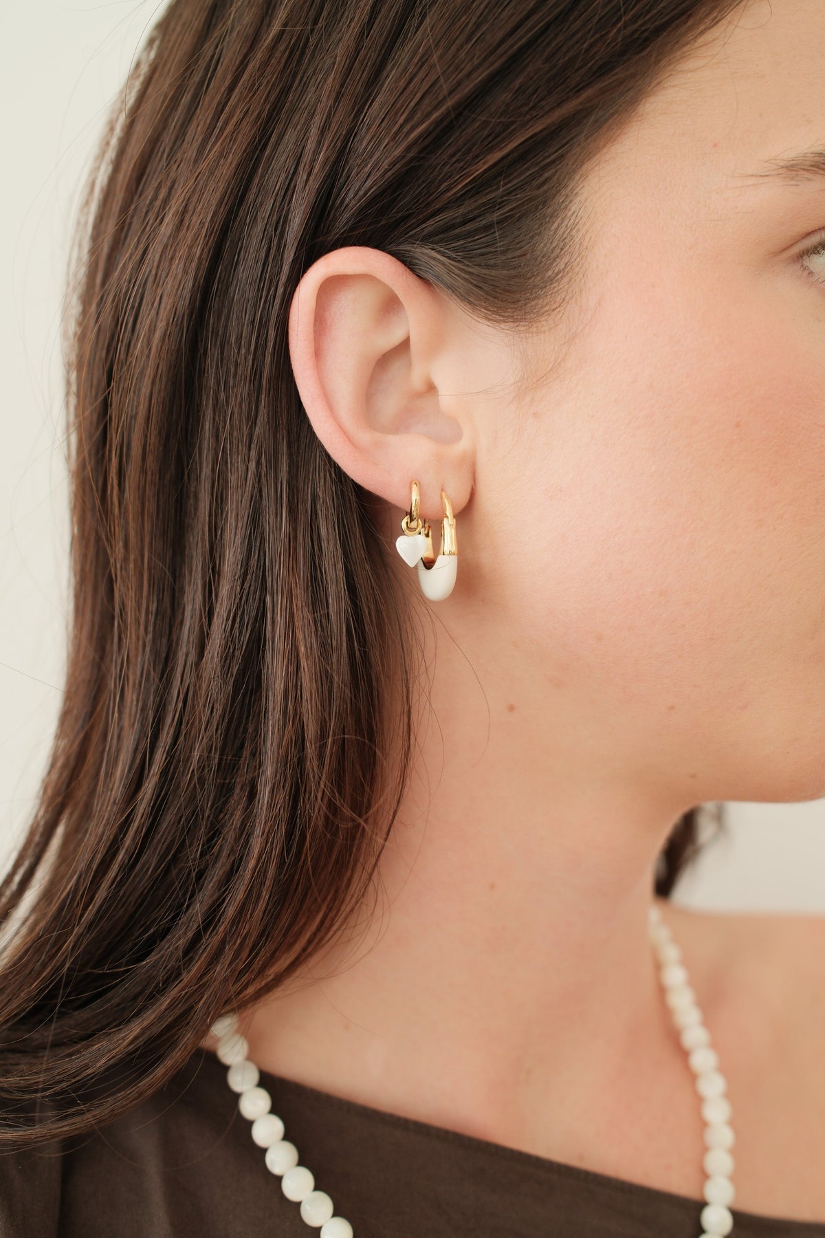Zafino Stefi Hoop - White/Gold* (view 2)