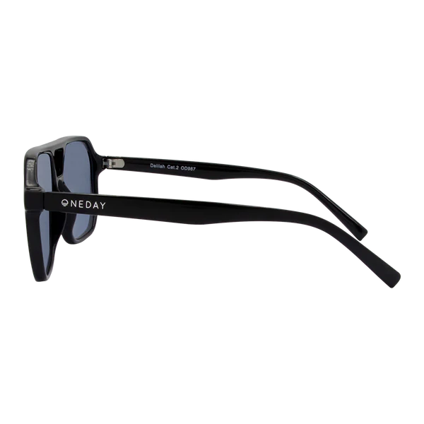 Delilah - Black Blue