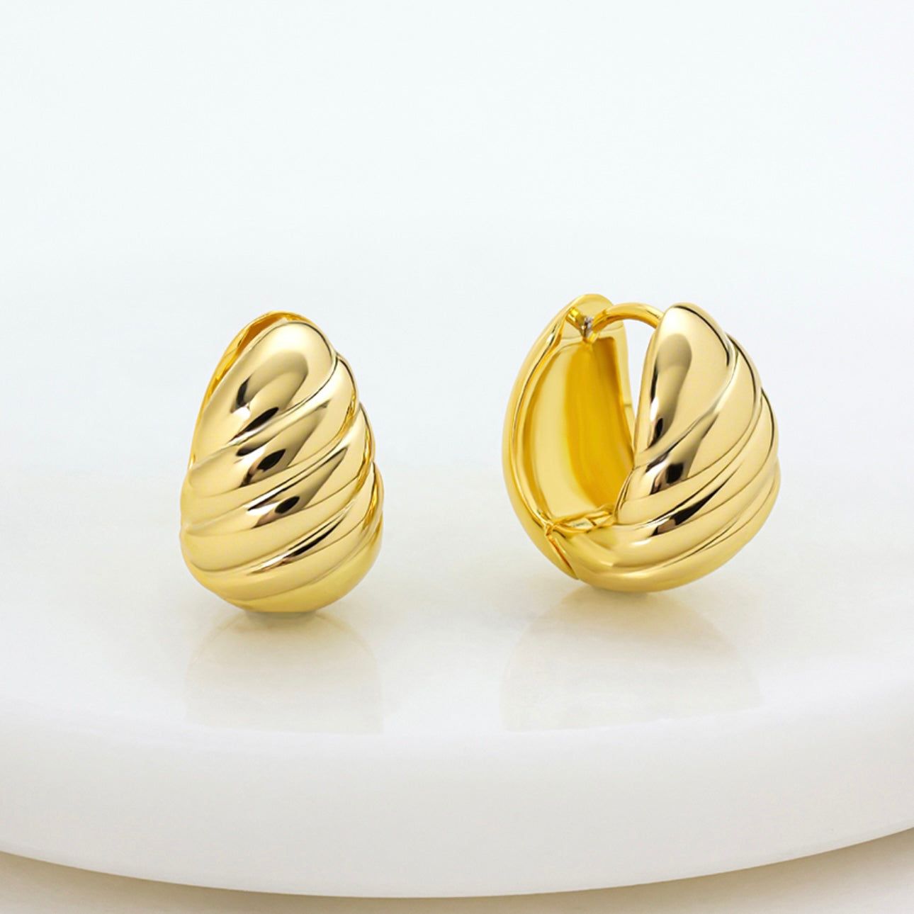 Zafino Bronte Hoop in Gold