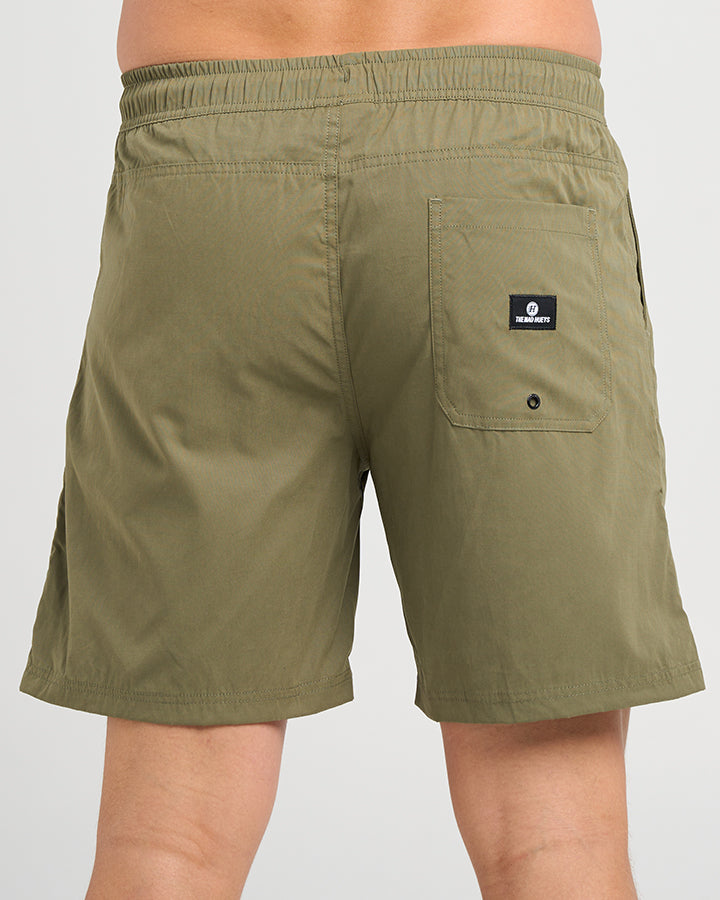 The Mad Hueys Skull Anchor 18" Volley Short - Olive (view 3)