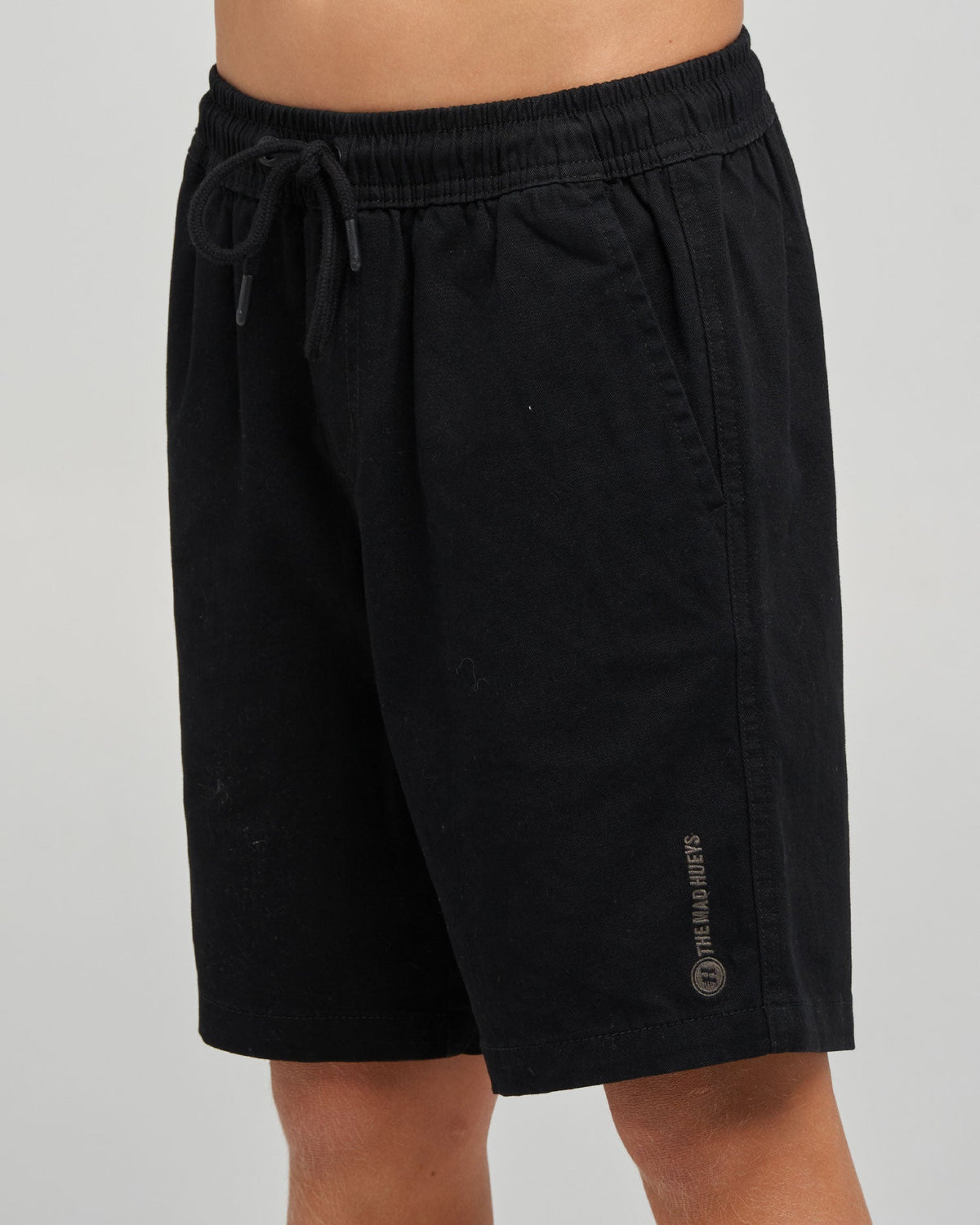The Mad Hueys Stranded youth 16 inch chino short in black