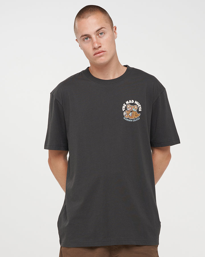 Mad Hueys Quokkan Coldies SS Tee in vintage black - detail