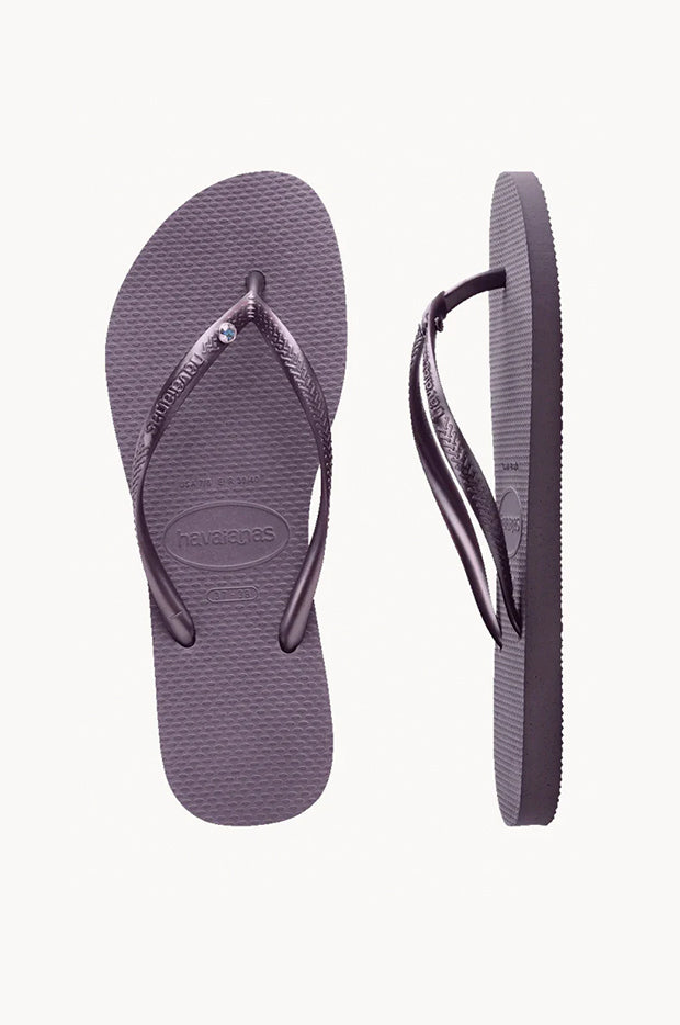 Havaianas Slim Crystal SW II Mauve, footbed texture detail