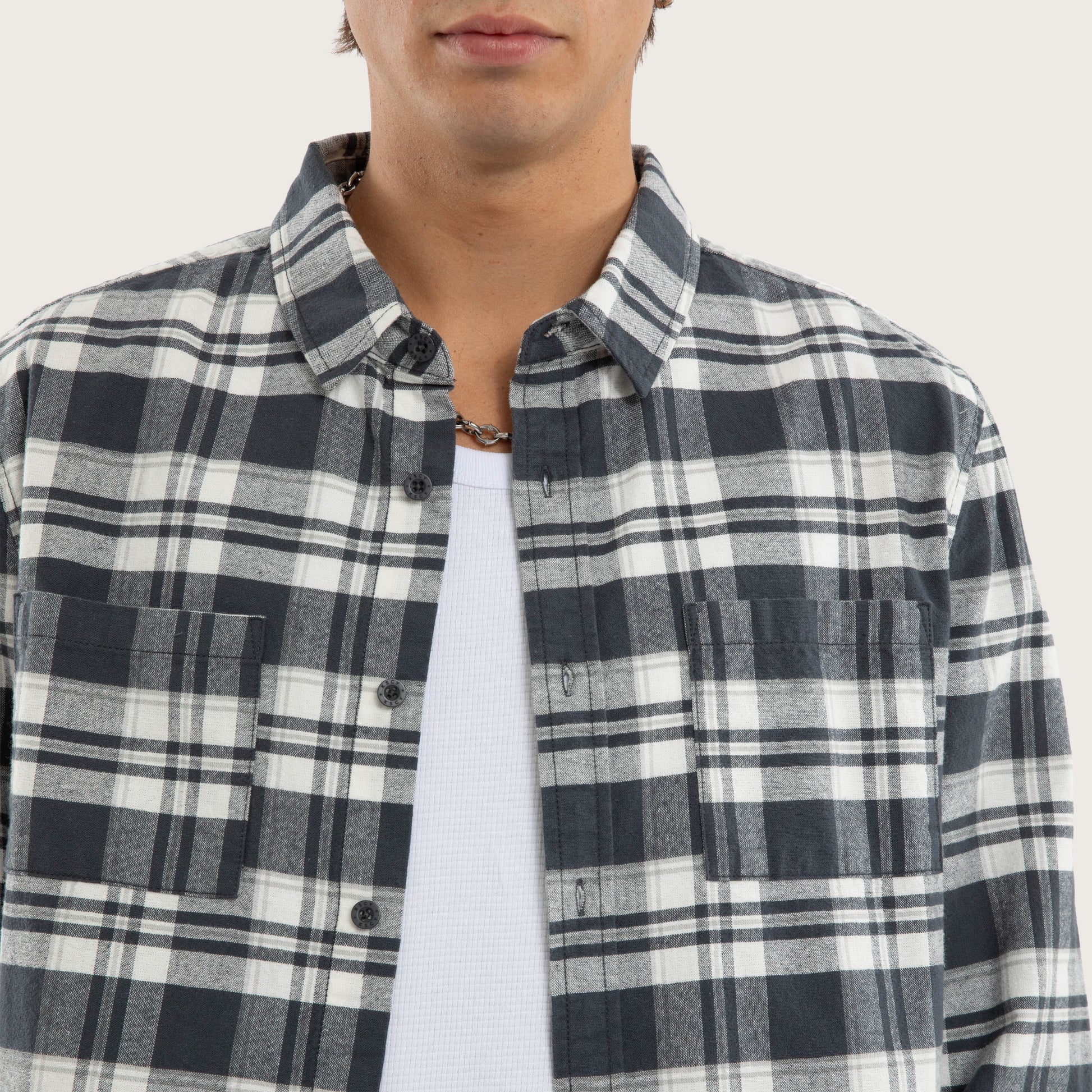 Kiss Chacey Vista LS Shirt Grey Check detail