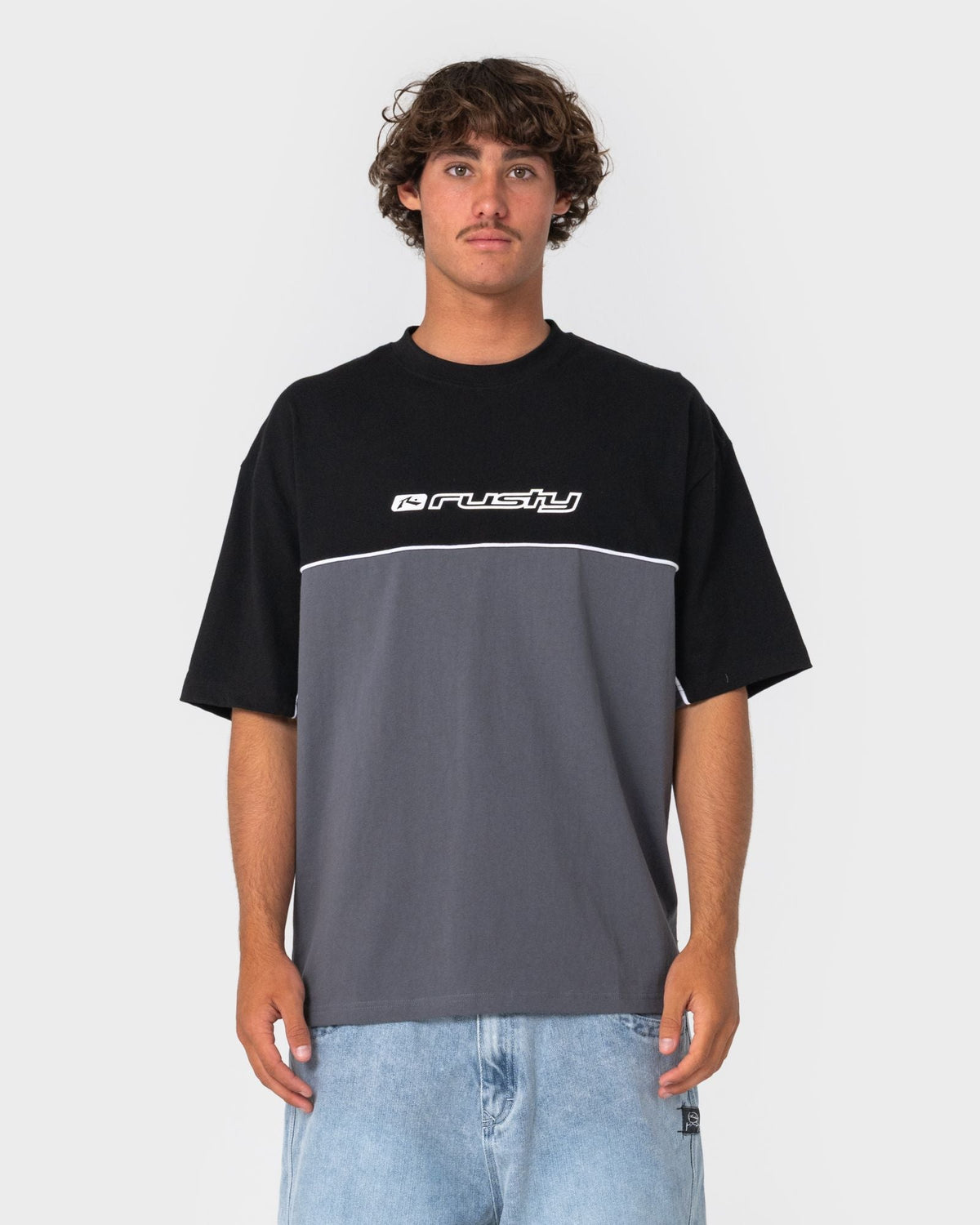 Rusty Infinity Short Sleeve Tee in steel - detail