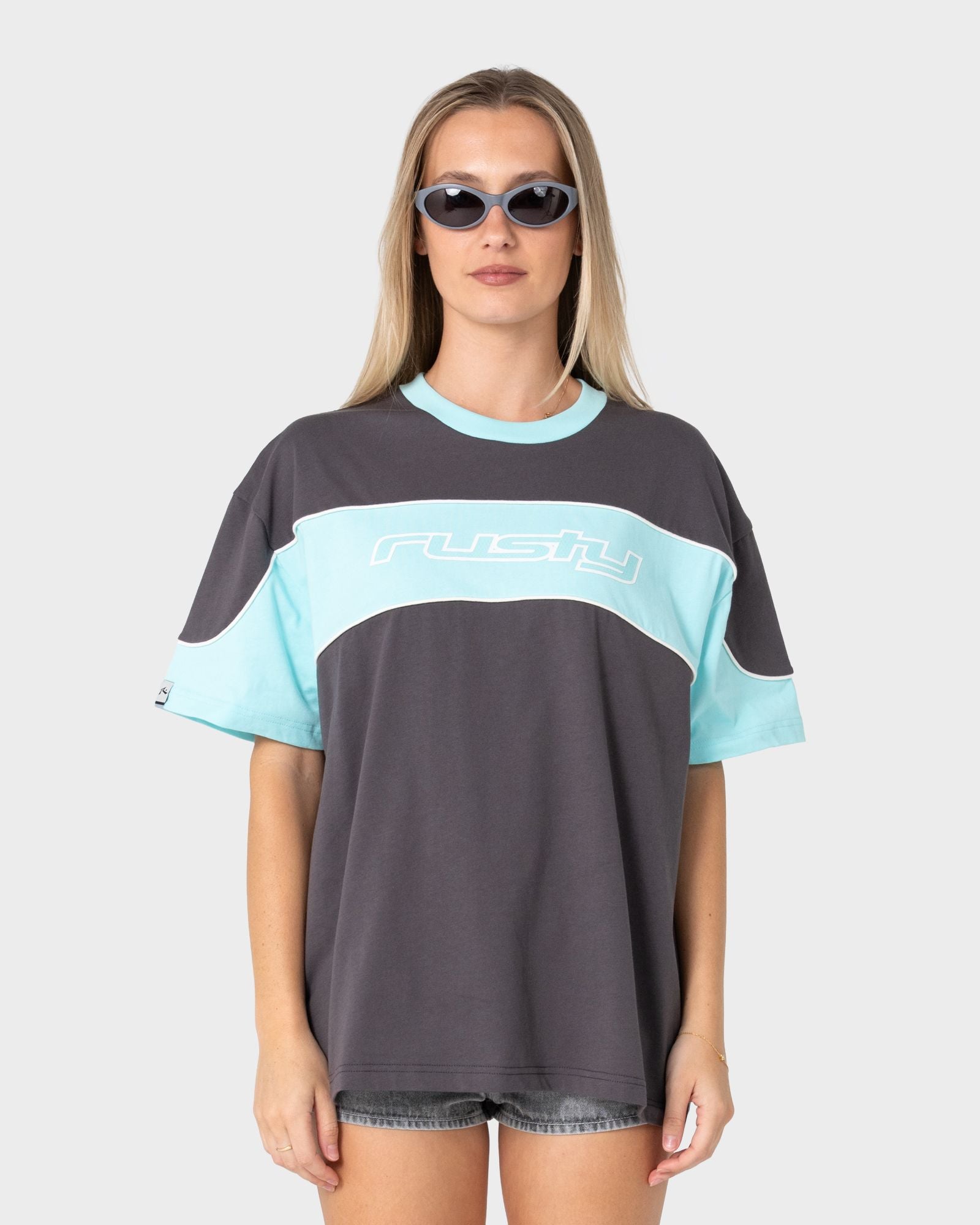 Kinetic Oversize Tee - Carbon / Aqua