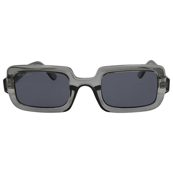 Gigi - Charcoal Smoke