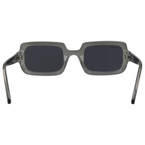 Gigi - Charcoal Smoke