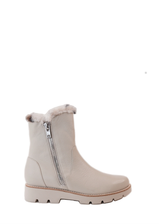 Dlinga Boot - Vanilla / White
