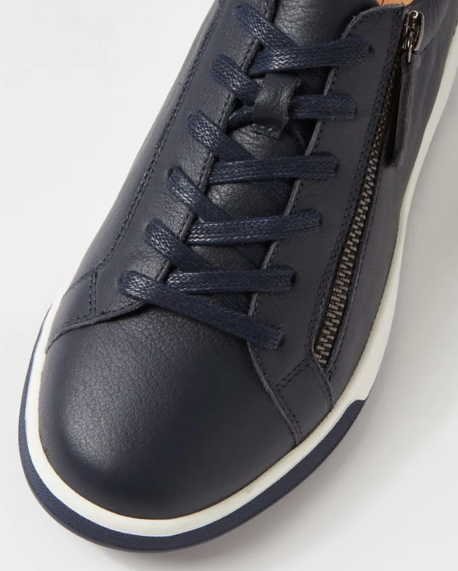 Aito XF Leather Sneaker - Navy / White Sole