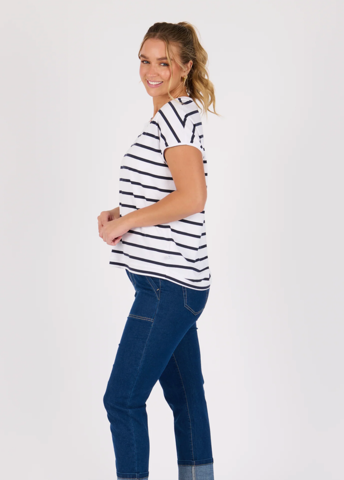 Shell Tee Round Neck - White / Navy Stripe