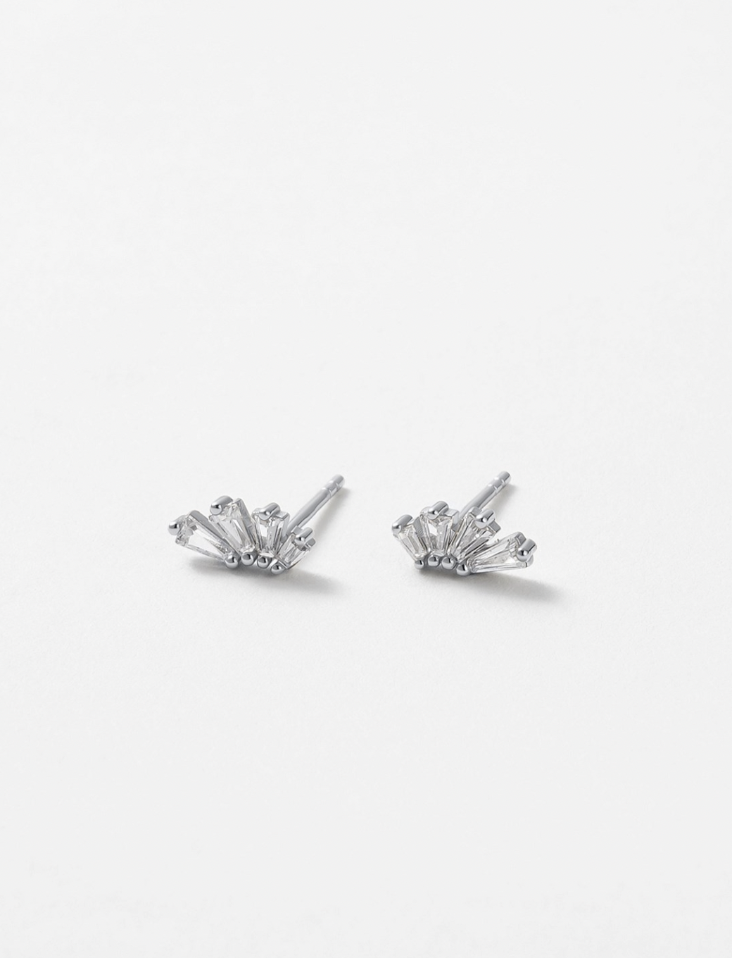 Zafino Rue Stud in Silver